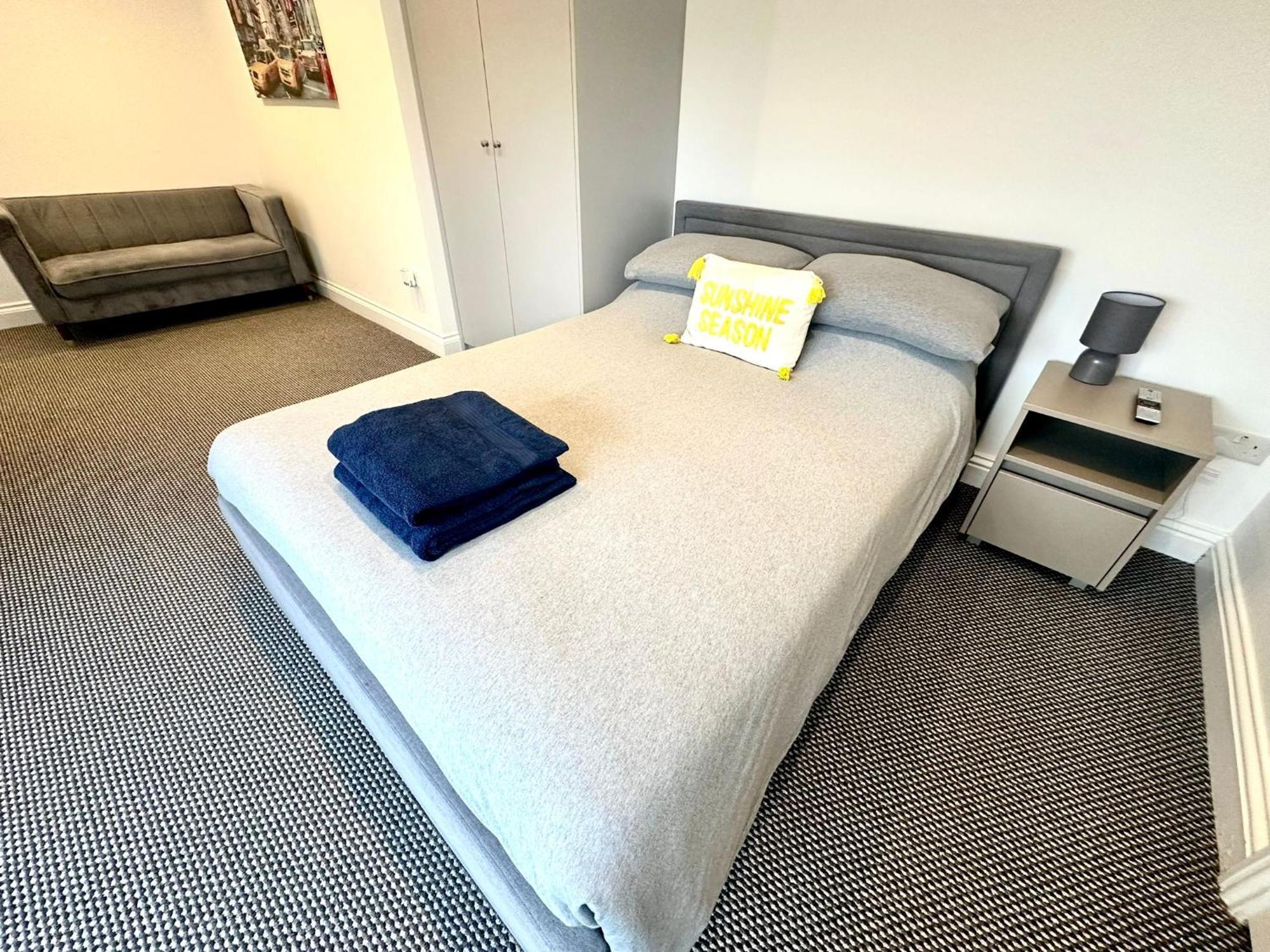 Stylish Modern, Private Apartment,15 Mins To Central London Hendon Exteriör bild