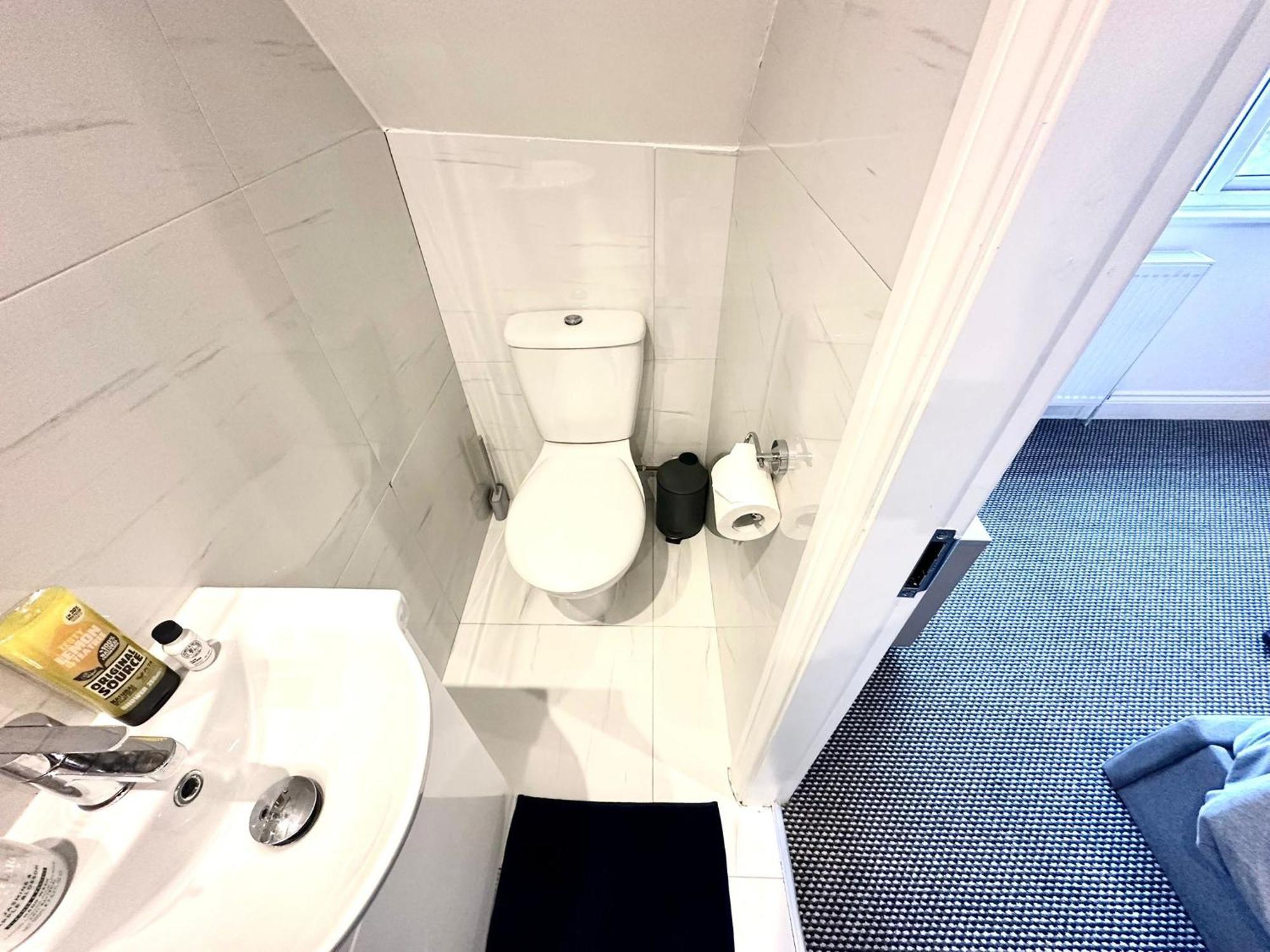 Stylish Modern, Private Apartment,15 Mins To Central London Hendon Exteriör bild